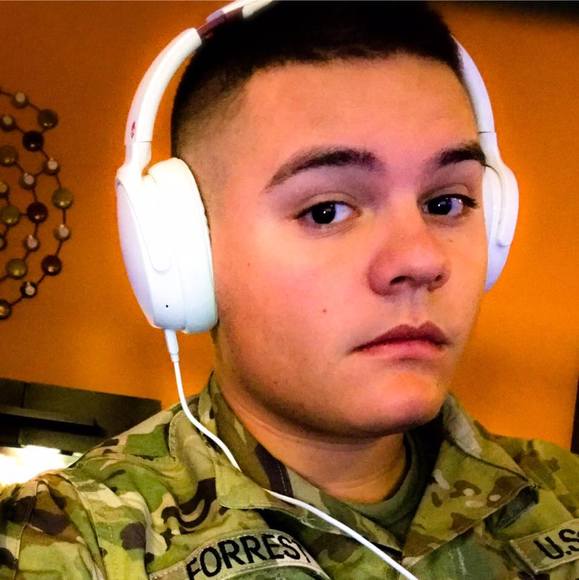 Meet your Posher, Mark - Picture 1 of 1